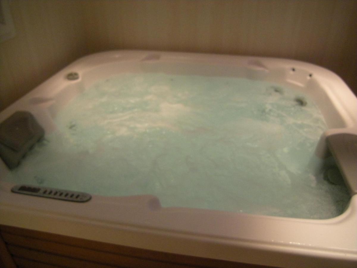 Gite Bord De Mer Jacuzzi Villa Plougrescant Eksteriør billede